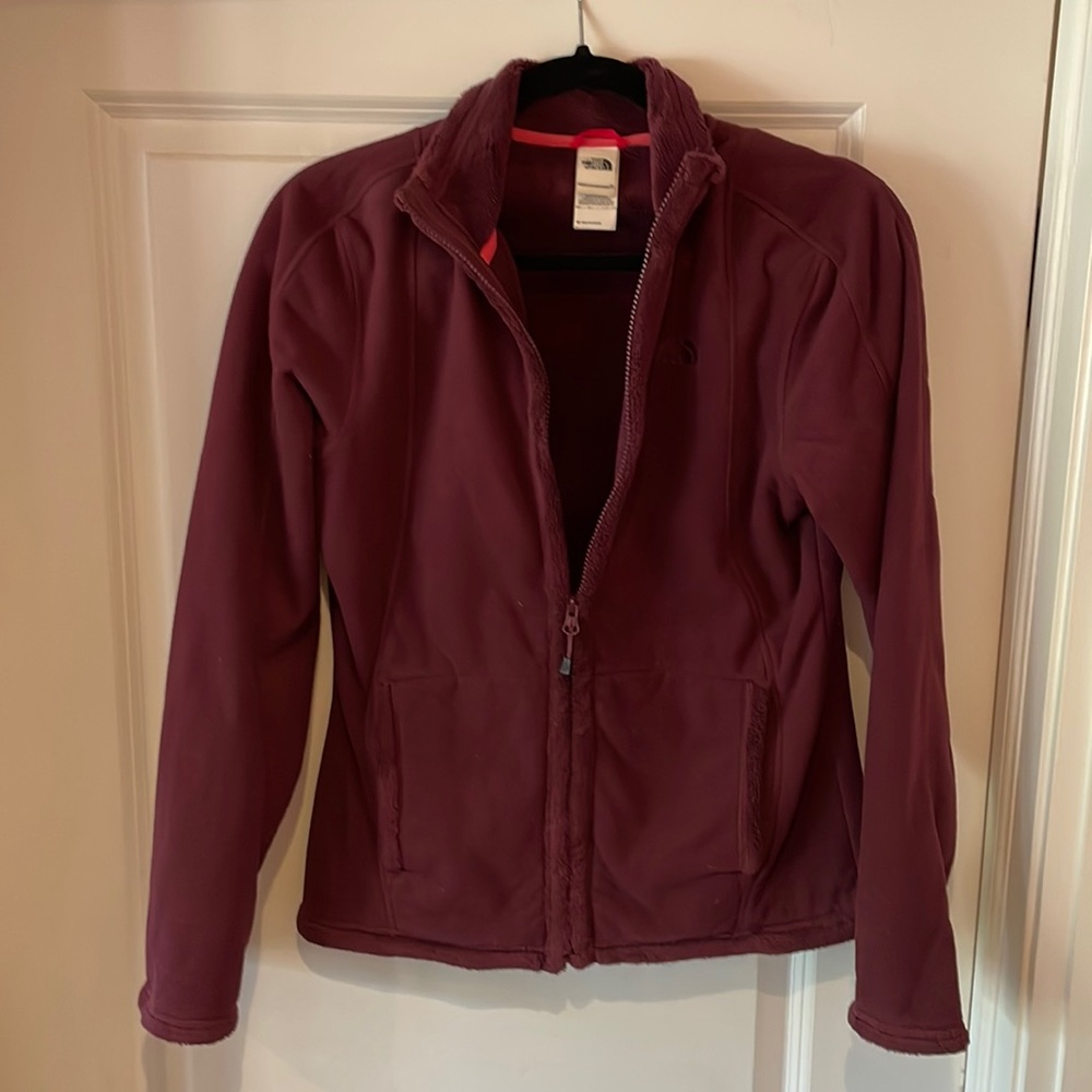 The North Face Burgundy Fleece Zip Jacket🧣